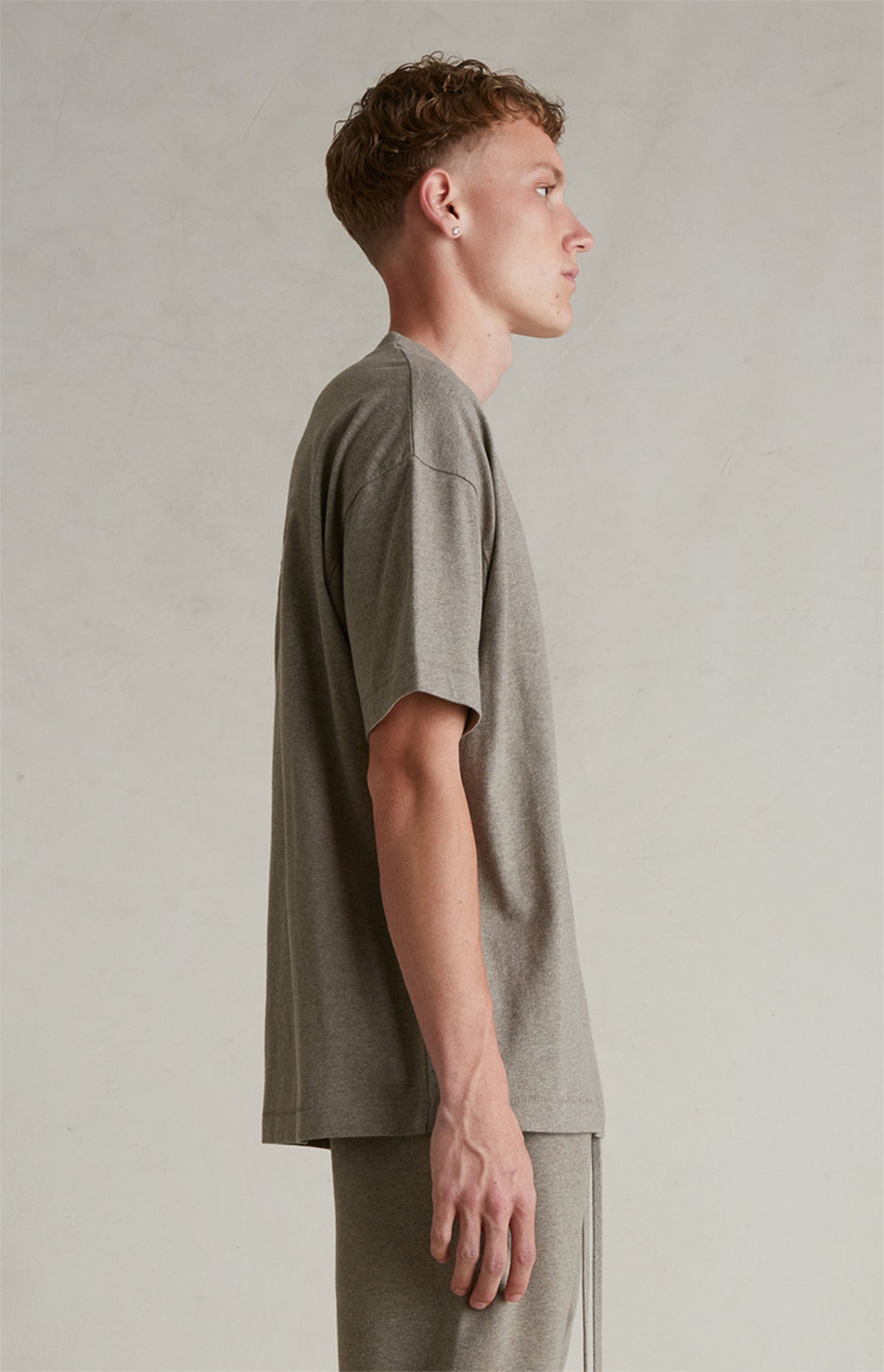 SP25 Essentials S-Shirt (Metallic Logo)