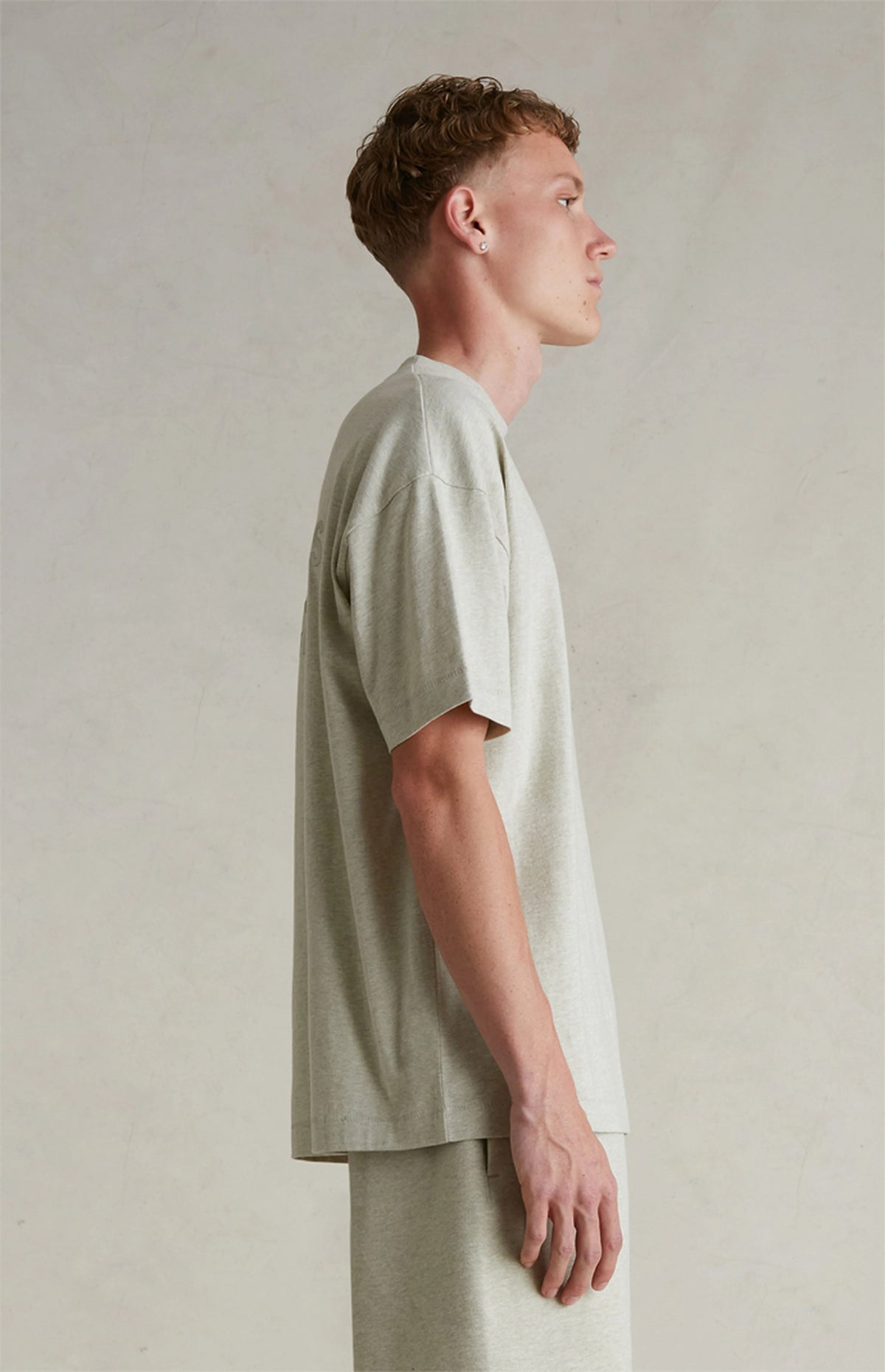 SP25 Essentials S-Shirt (Metallic Logo)