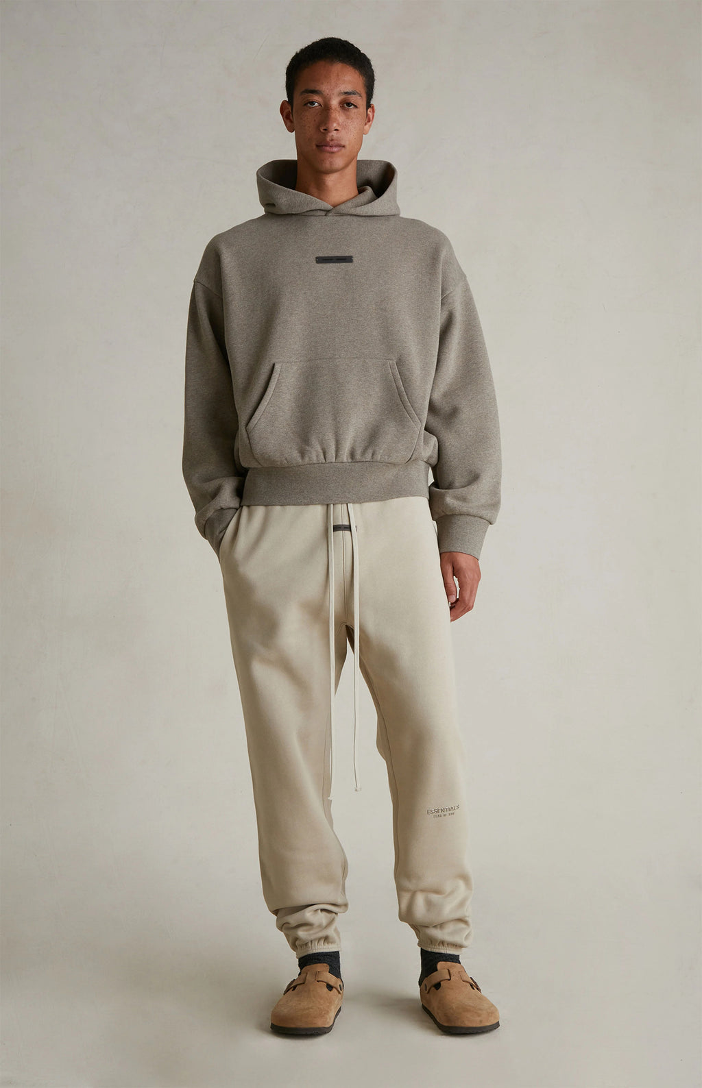 SP25 Essentials Sweatpants (Metallic Logo)